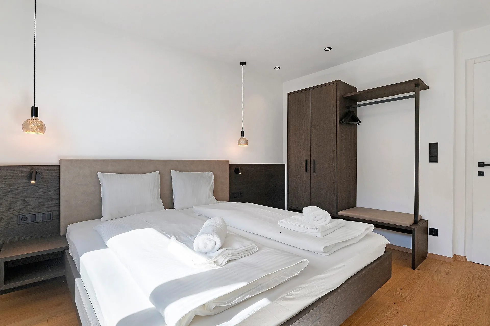 Bildimpression der Villa Aulank – Schlafzimmer mit Doppelbett